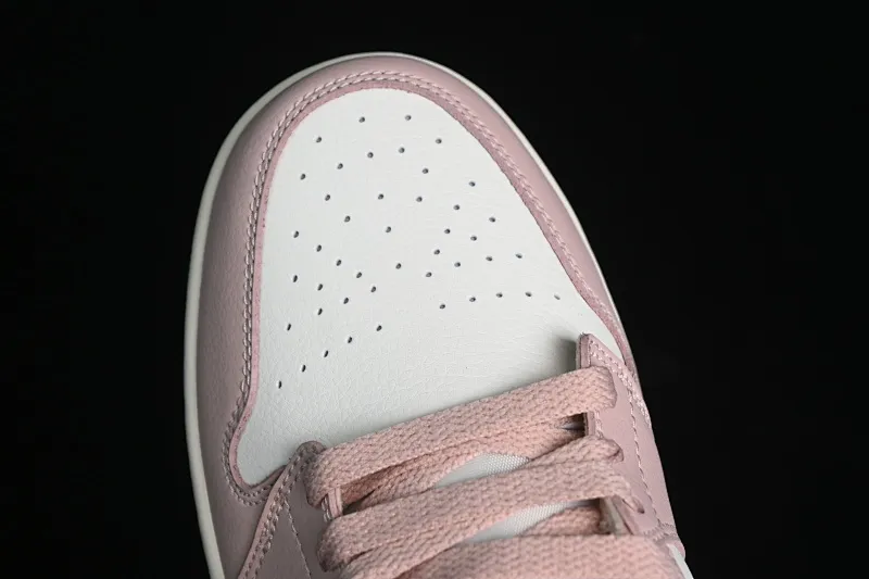 All categories Air Jordan Jordan series basketball shoes Air Jordan 1 Mid Air Jordan 1 Mid AJ1 Joe 1 khaki powder China basketball shoes BQ6472-620